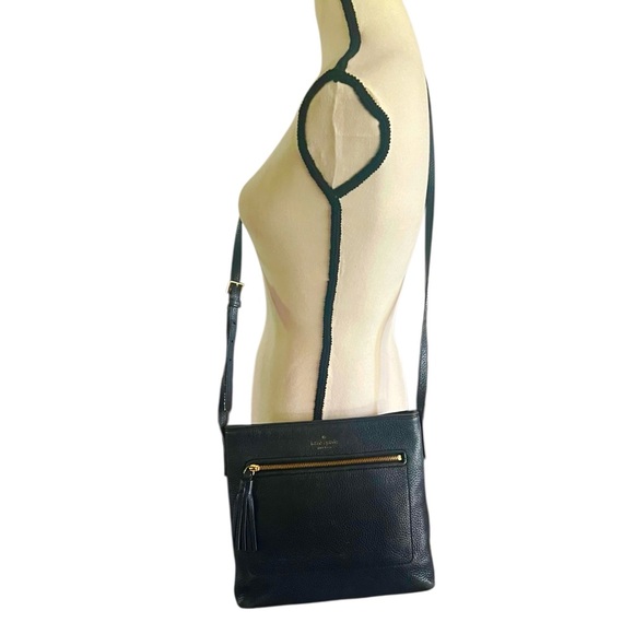 kate spade Handbags - Kate Spade Dark Navy Pebble Leather Crossbody Handbag